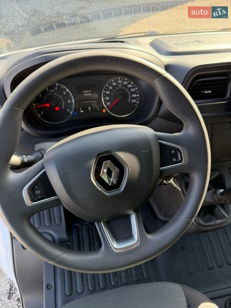 Вантажний фургон Renault Master 2021 в Рівному
