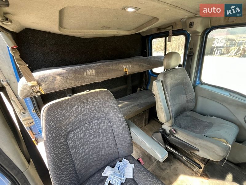 Тентований Renault Master 2005 в Львові