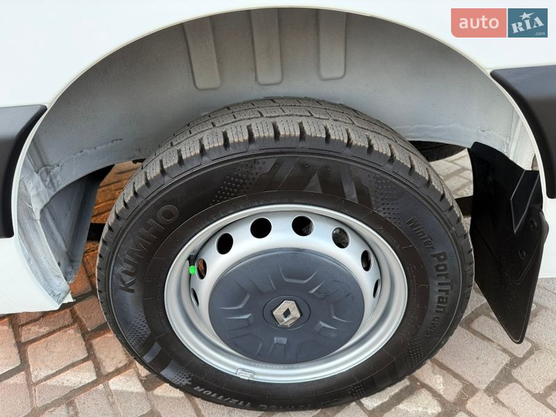Грузовой фургон Renault Master 2017 в Дубно