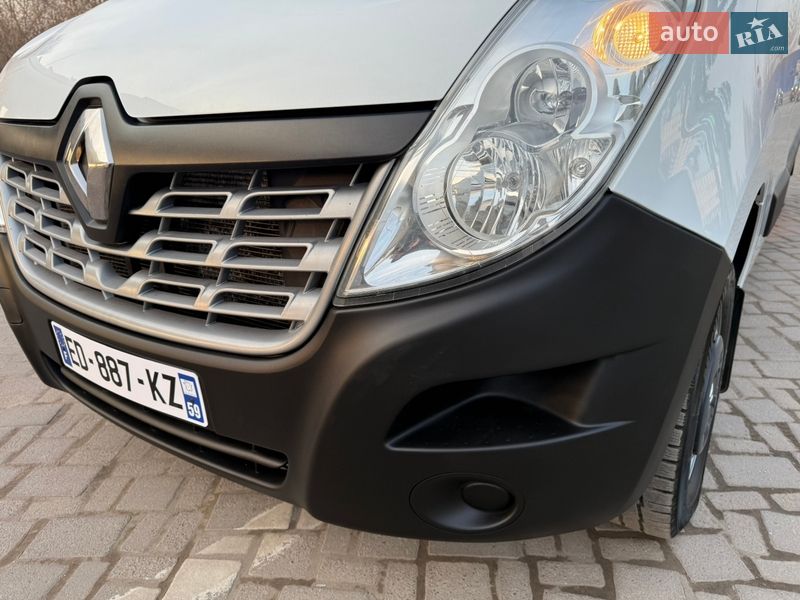 Грузовой фургон Renault Master 2017 в Дубно