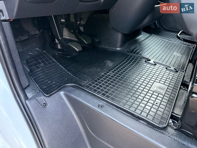 Грузовой фургон Renault Master 2017 в Дубно