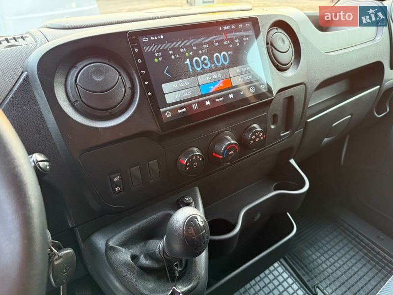 Грузовой фургон Renault Master 2017 в Дубно