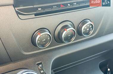 Микроавтобус грузовой (до 3,5т) Renault Master 2022 в Киеве