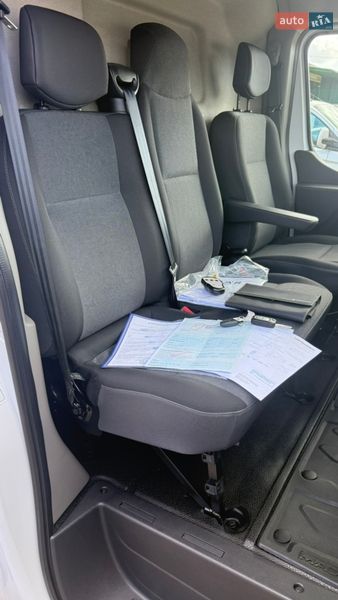 Вантажний фургон Renault Master 2021 в Луцьку