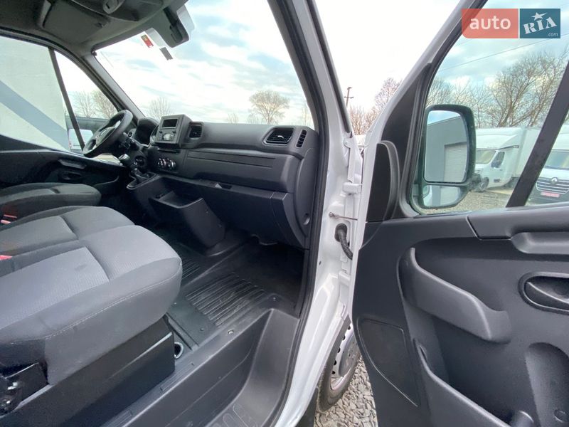 Грузовой фургон Renault Master 2022 в Киеве