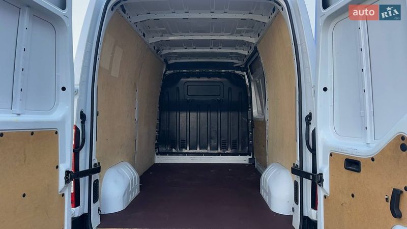Вантажний фургон Renault Master 2018 в Дубні