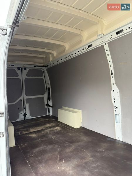 Грузовой фургон Renault Master 2022 в Ровно фото 11 Грузовой фургон Renault Master 2022 в Ровно