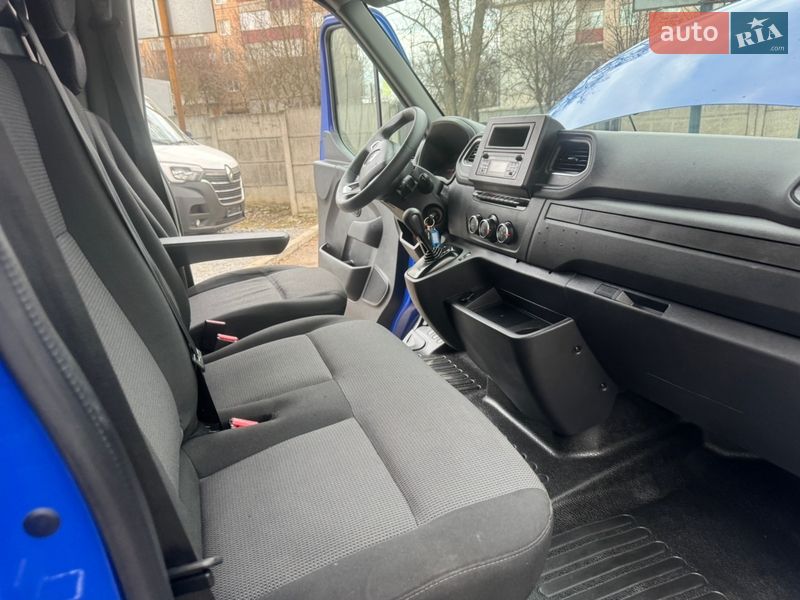 Другие грузовики Renault Master 2022 в Ровно