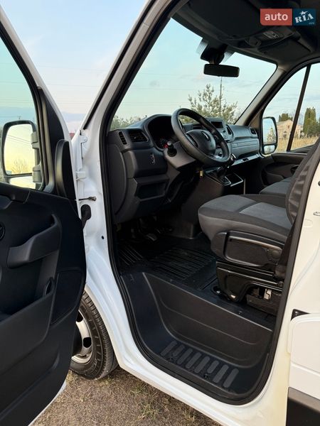Грузовой фургон Renault Master 2020 в Львове