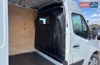 Грузовой фургон Renault Master 2017 в Львове