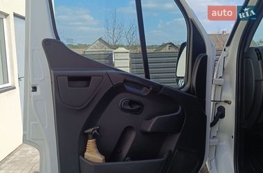 Вантажний фургон Renault Master 2019 в Дубні