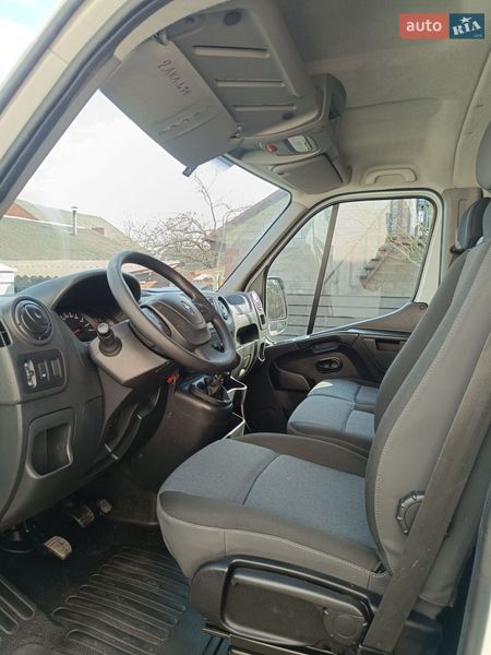 Вантажний фургон Renault Master 2019 в Дубні