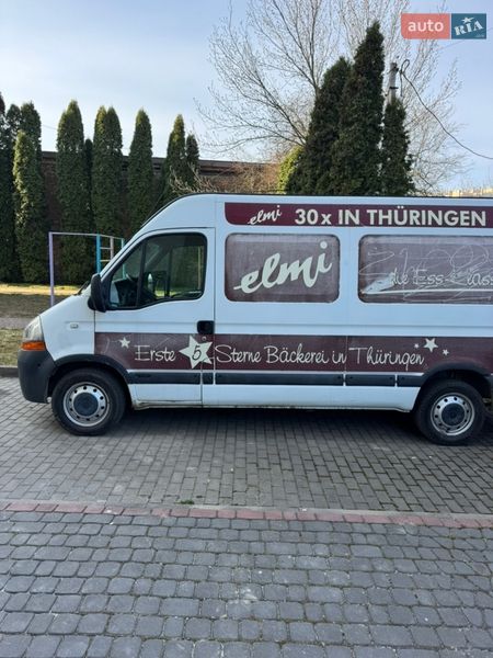 Вантажний фургон Renault Master 2004 в Луцьку