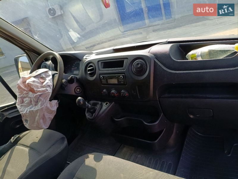 Грузовой фургон Renault Master 2018 в Мукачево