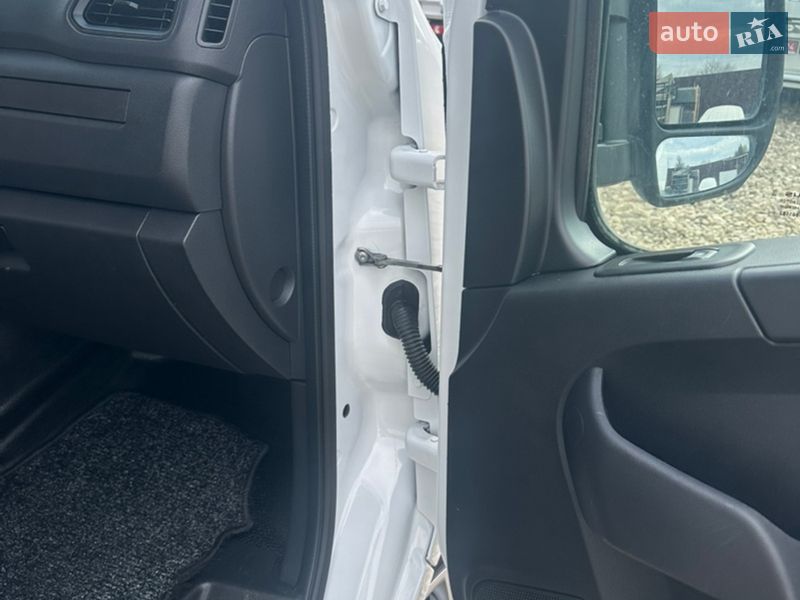 Грузовой фургон Renault Master 2020 в Львове