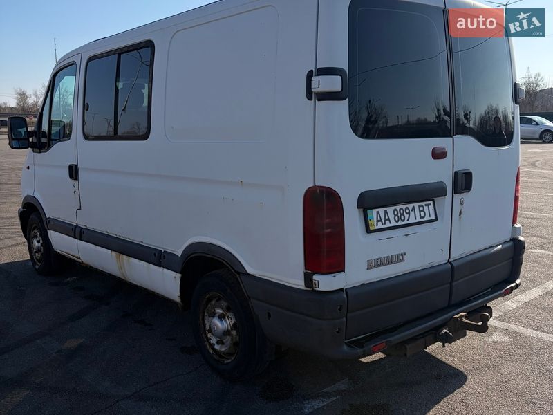 Грузопассажирский фургон Renault Master 2000 в Киеве