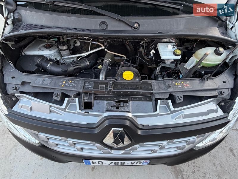 Вантажопасажирський фургон Renault Master 2016 в Млиніві фото 36 Вантажопасажирський фургон Renault Master 2016 в Млиніві