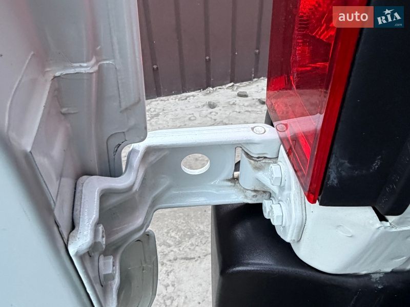 Вантажопасажирський фургон Renault Master 2016 в Млиніві фото 47 Вантажопасажирський фургон Renault Master 2016 в Млиніві