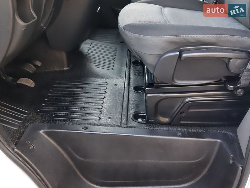 Грузовой фургон Renault Master 2018 в Полтаве