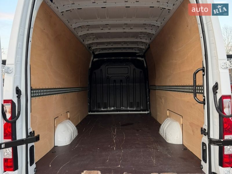Грузовой фургон Renault Master 2021 в Полтаве