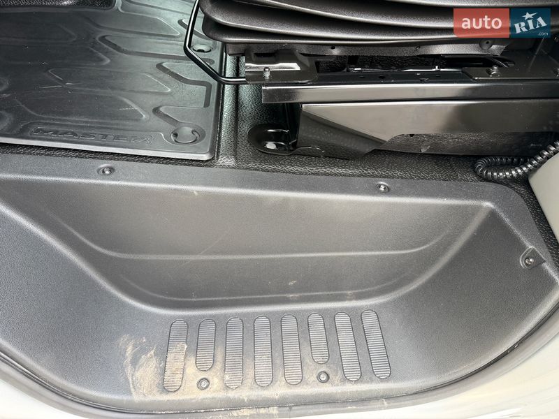 Грузовой фургон Renault Master 2021 в Дубно фото 34 Грузовой фургон Renault Master 2021 в Дубно