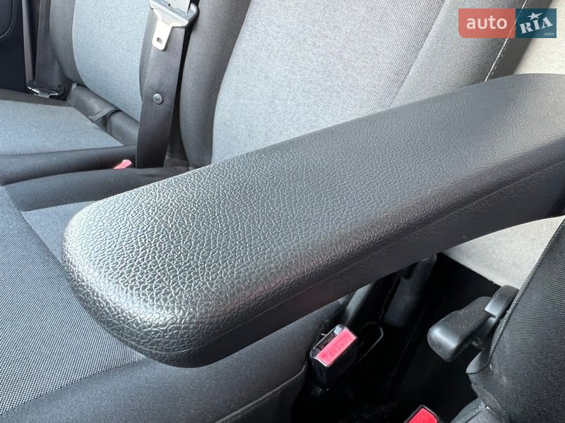 Грузовой фургон Renault Master 2019 в Дубно фото 37 Грузовой фургон Renault Master 2019 в Дубно