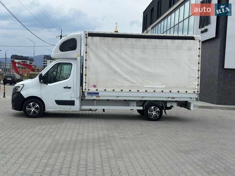 Вантажний фургон Renault Master 2022 в Хусті