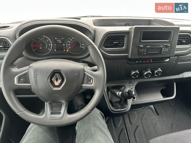 Вантажний фургон Renault Master 2022 в Хусті