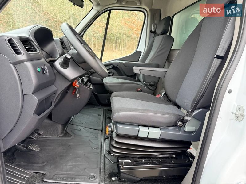 Грузовой фургон Renault Master 2021 в Киеве