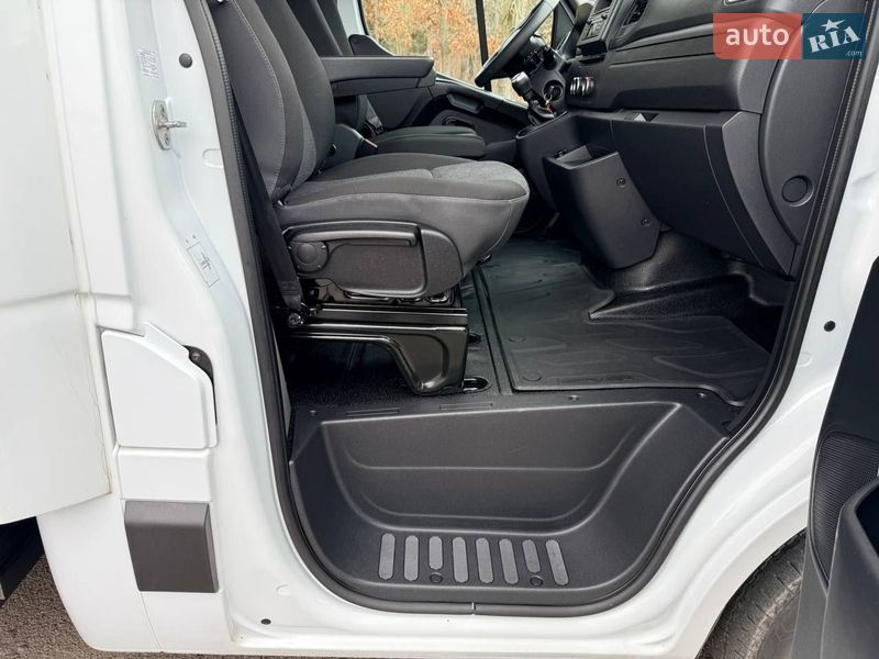 Грузовой фургон Renault Master 2021 в Киеве