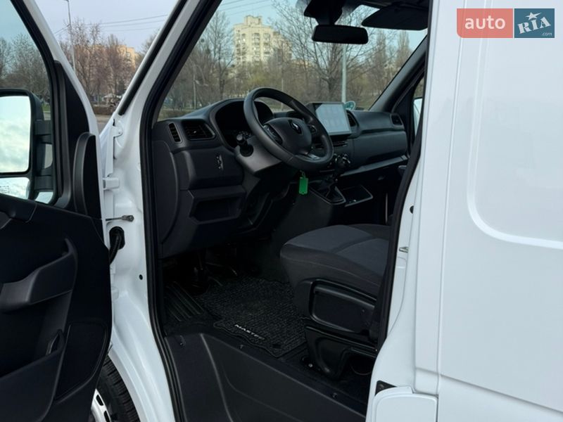 Грузовой фургон Renault Master 2022 в Киеве