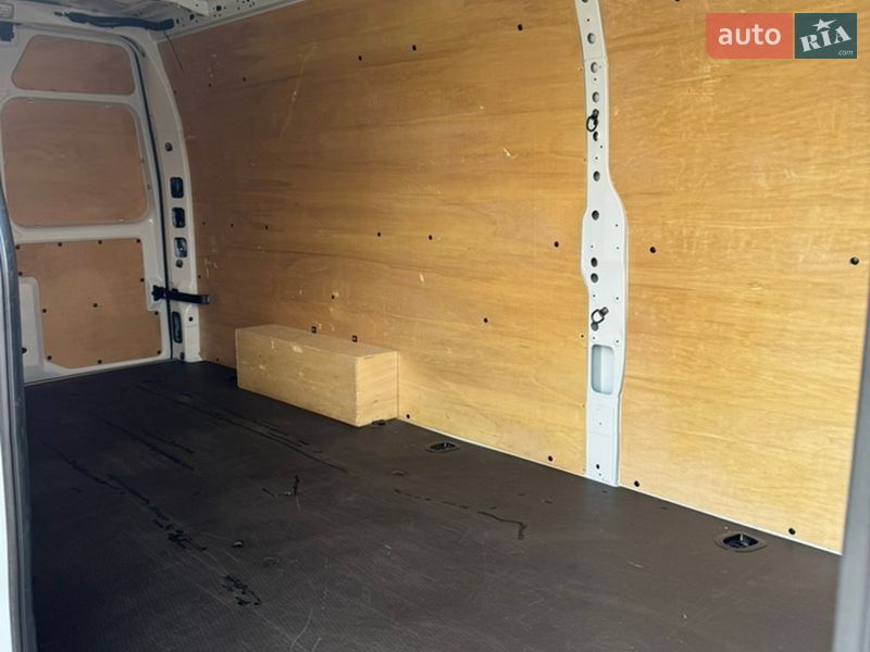 Грузовой фургон Renault Master 2022 в Киеве