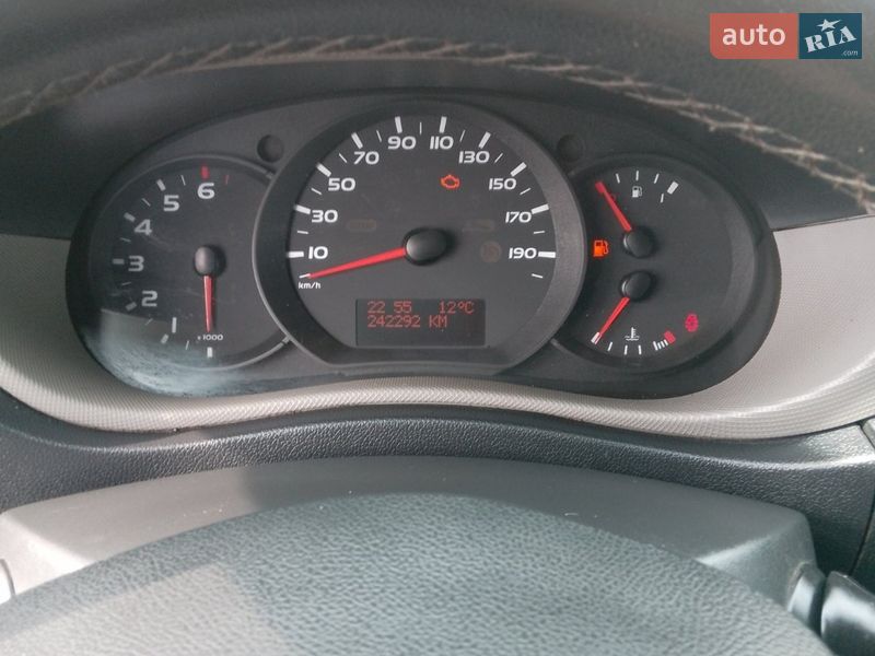 Вантажопасажирський фургон Renault Master 2014 в Черкасах фото 8 Вантажопасажирський фургон Renault Master 2014 в Черкасах