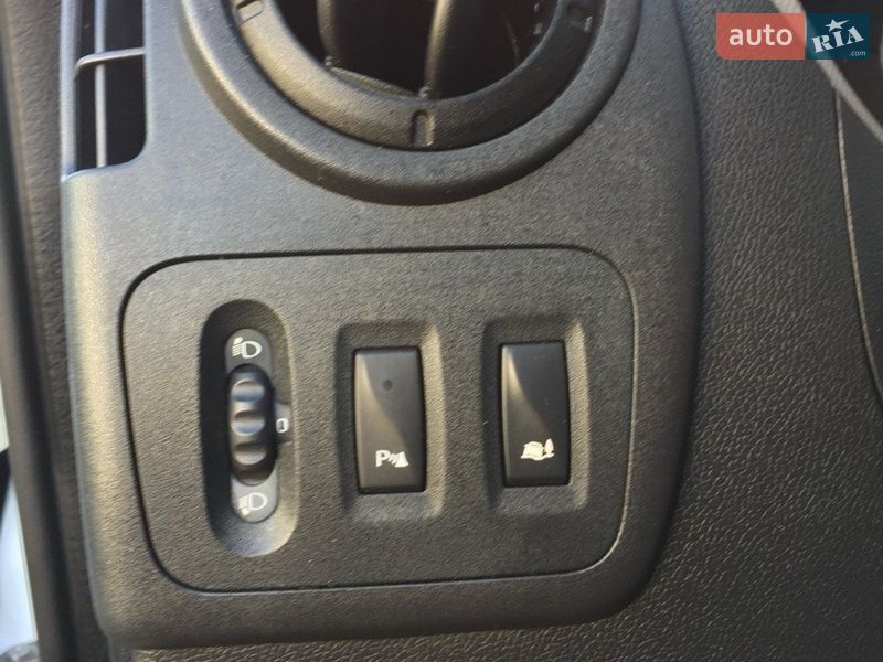 Грузопассажирский фургон Renault Master 2015 в Почаеве