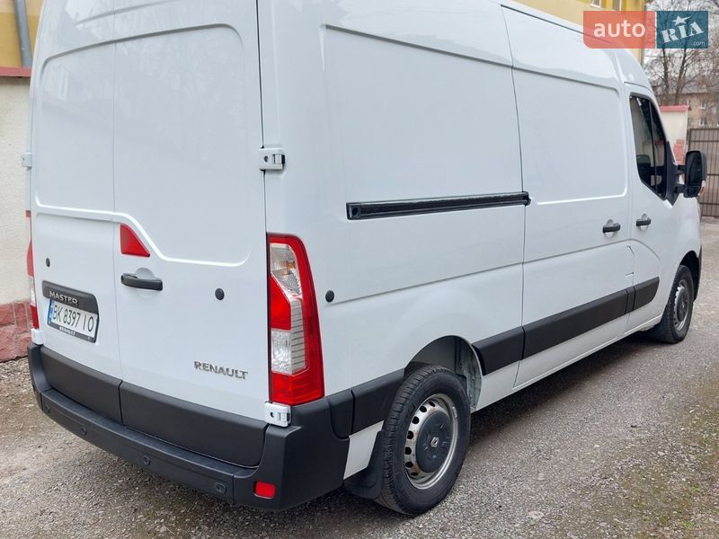 Микроавтобус грузовой (до 3,5т) Renault Master 2020 в Рогатине