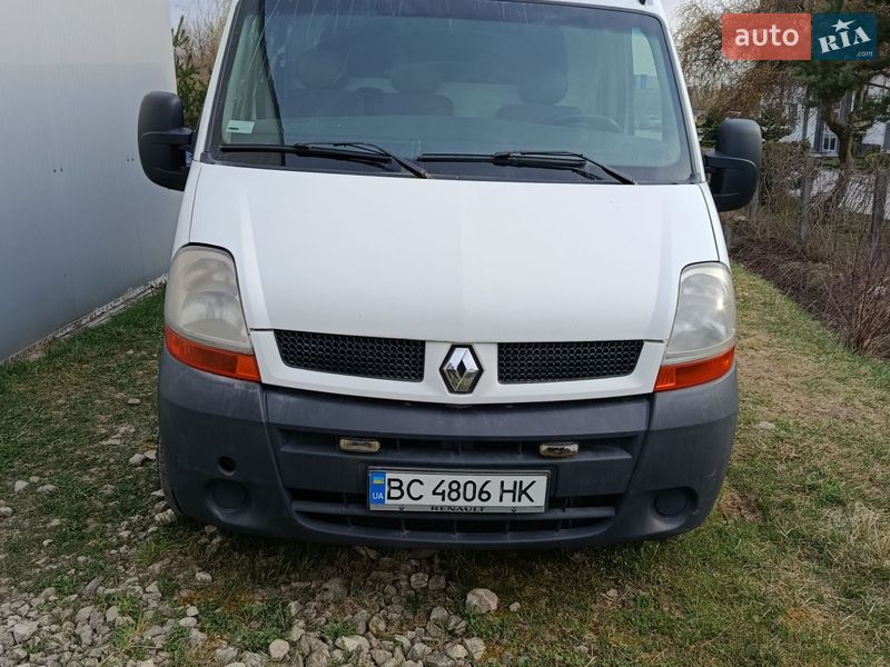 Вантажний фургон Renault Master 2005 в Львові
