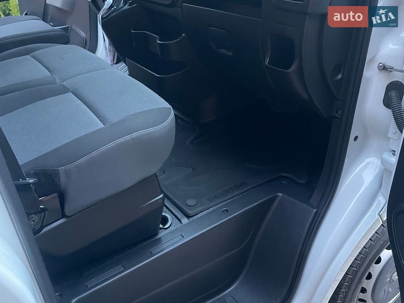 Грузовой фургон Renault Master 2017 в Ковеле