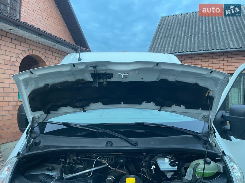 Грузовой фургон Renault Master 2017 в Ковеле