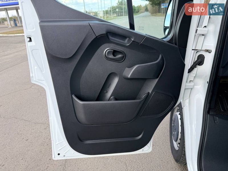 Вантажний фургон Renault Master 2022 в Києві