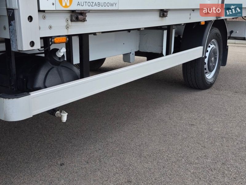 Вантажний фургон Renault Master 2014 в Рівному