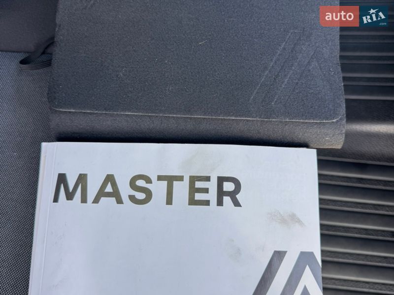 Грузовой фургон Renault Master 2022 в Киеве