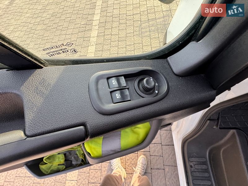 Автовоз Renault Master 2018 в Самборе
