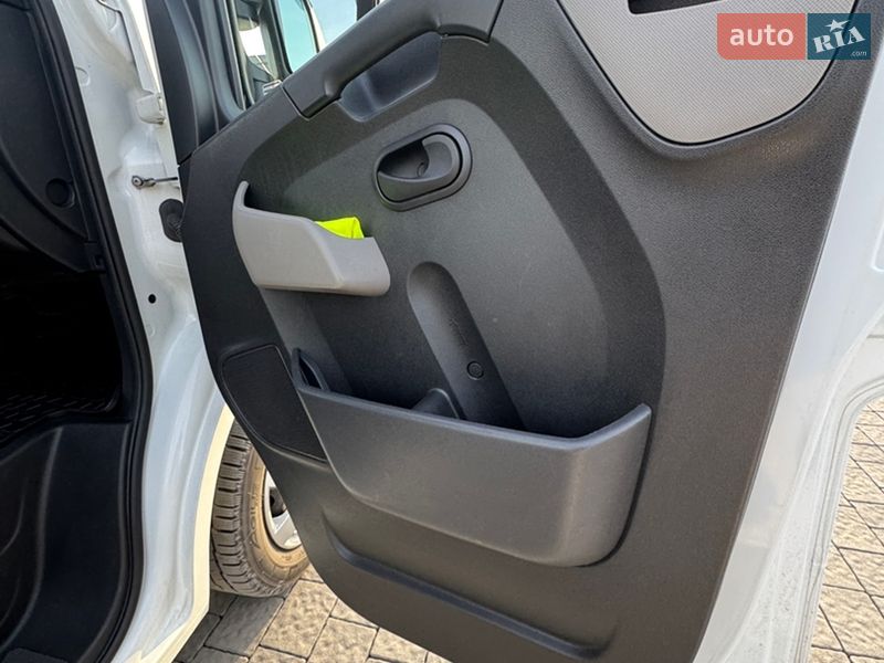 Автовоз Renault Master 2018 в Самборе