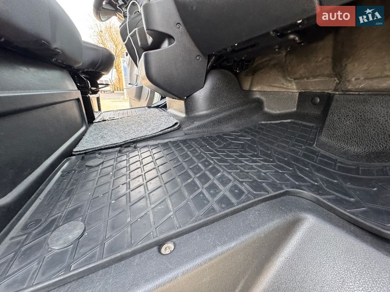 Автовоз Renault Master 2018 в Самборе