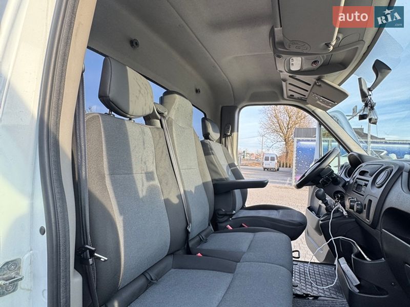 Автовоз Renault Master 2018 в Самборе