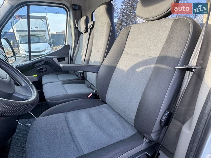 Автовоз Renault Master 2018 в Самборе
