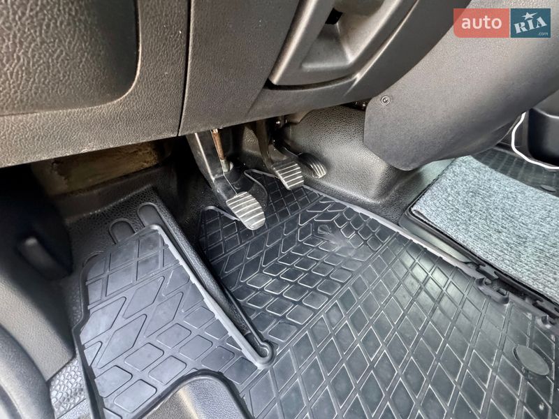Автовоз Renault Master 2018 в Самборе