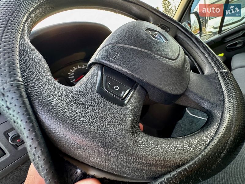 Автовоз Renault Master 2018 в Самборе