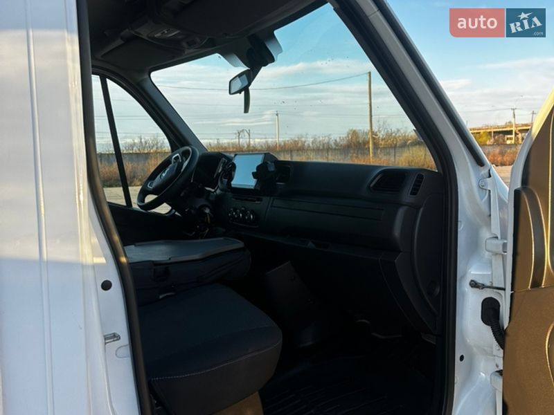 Грузовой фургон Renault Master 2022 в Ужгороде фото 10 Грузовой фургон Renault Master 2022 в Ужгороде