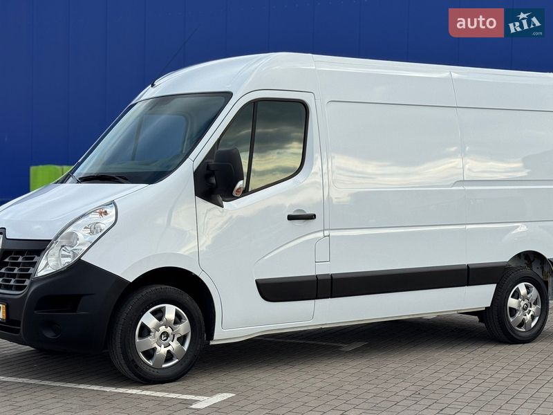 Вантажний фургон Renault Master 2019 в Дубні